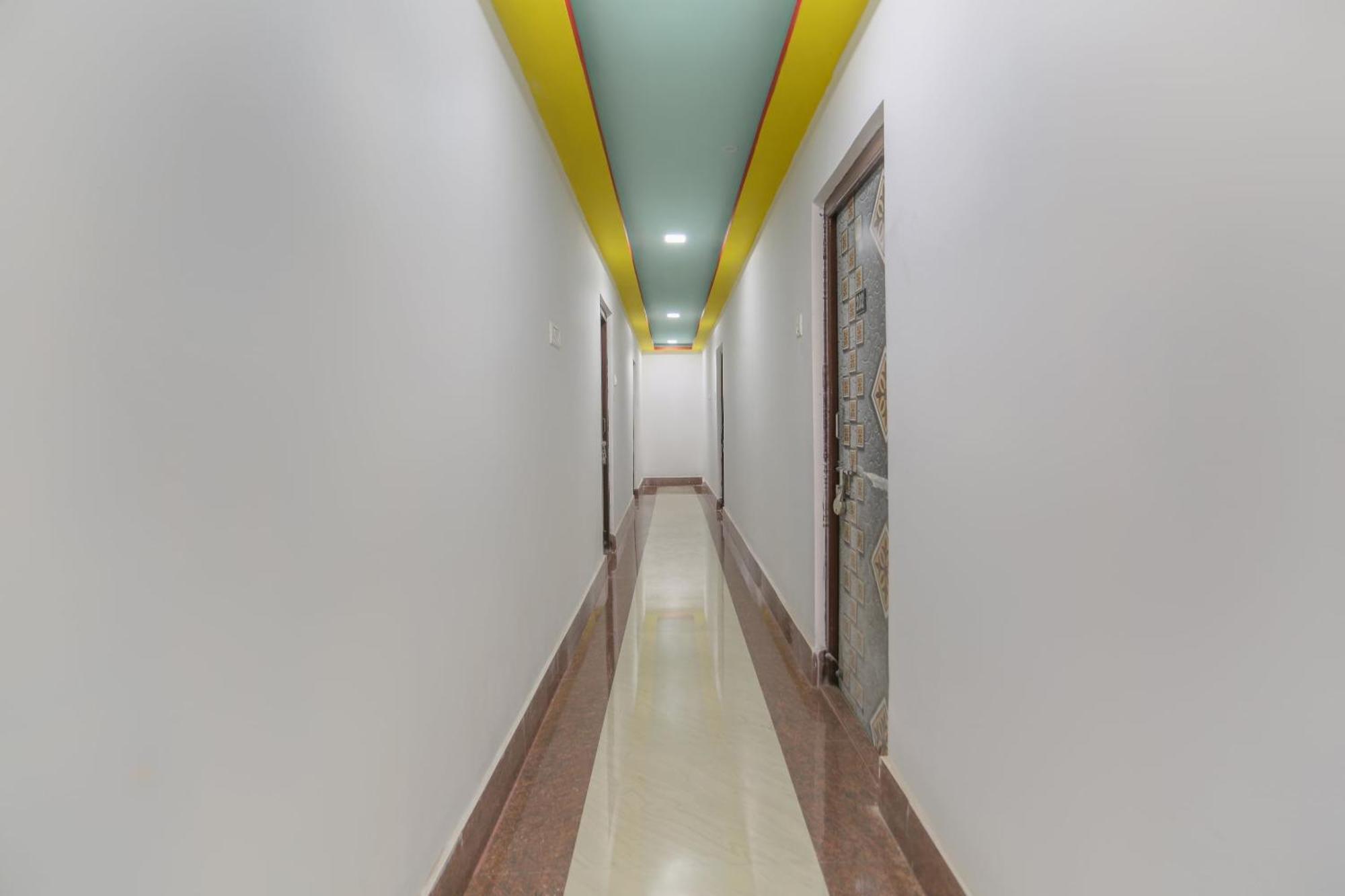Hotel O The Platinum Inn Chanak エクステリア 写真